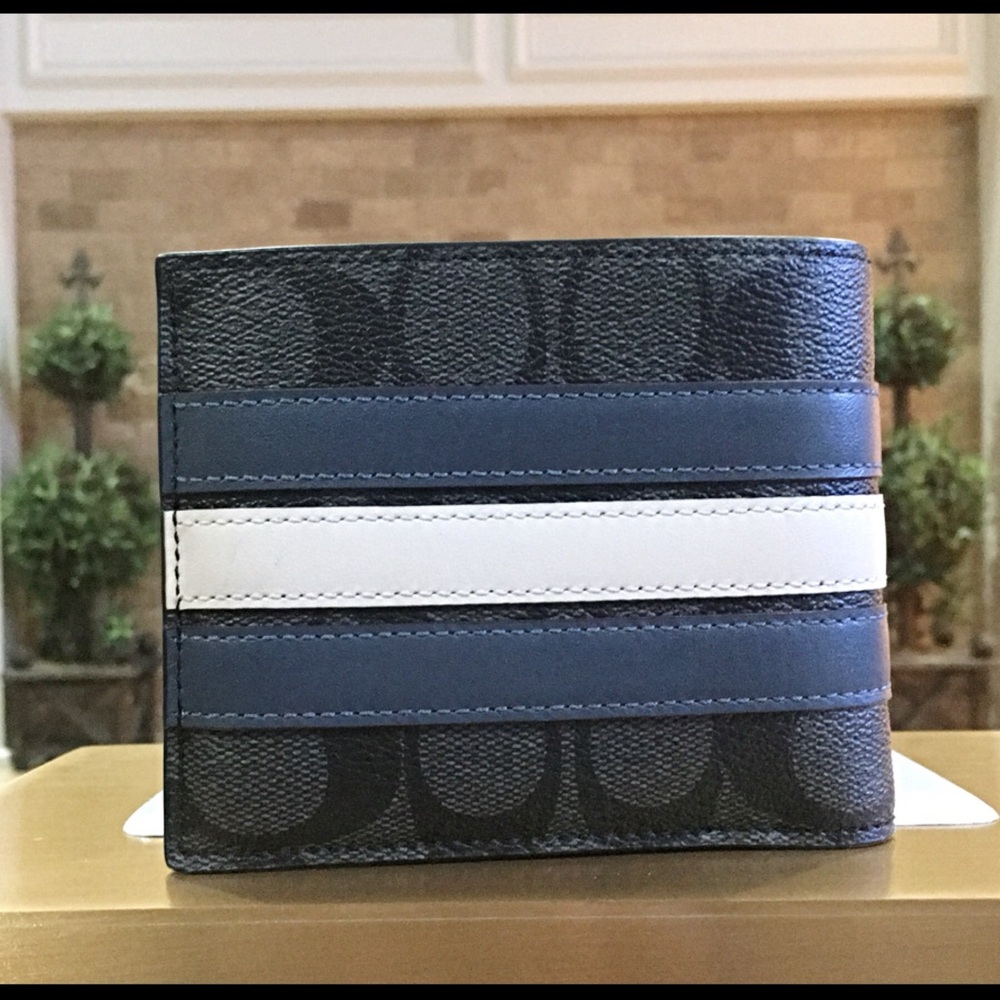 NWT! 3 piece authentic men's COACH wallet set